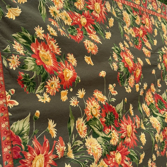 April Cornel Tablecloth EUC - Picture 5 of 15